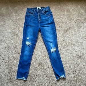 Abercrombie Curve Love High Rise Super Skinny Ankle Jean (Size 2R/26)